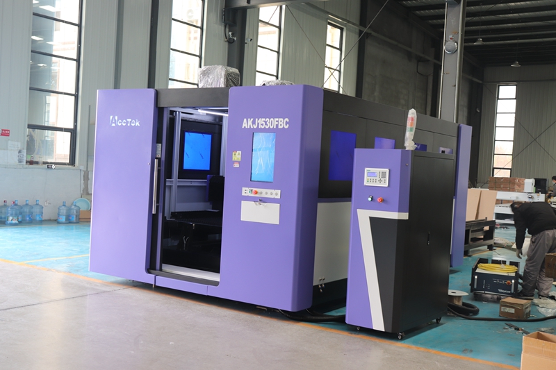 Промышленная машина для резки  – обзор и цена Industrial Laser Cleaning