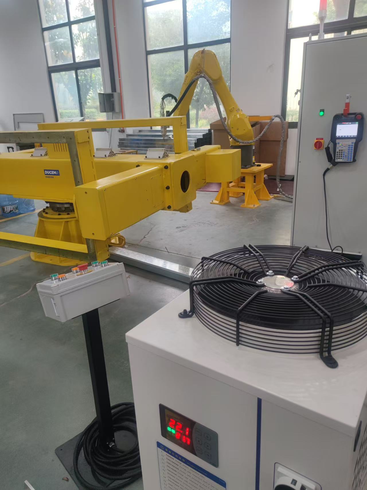 Промышленный автоматический 3D – обзор и цена Industrial Laser Cutter For Metal
